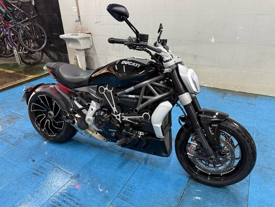DUCATI XDIAVEL S 
